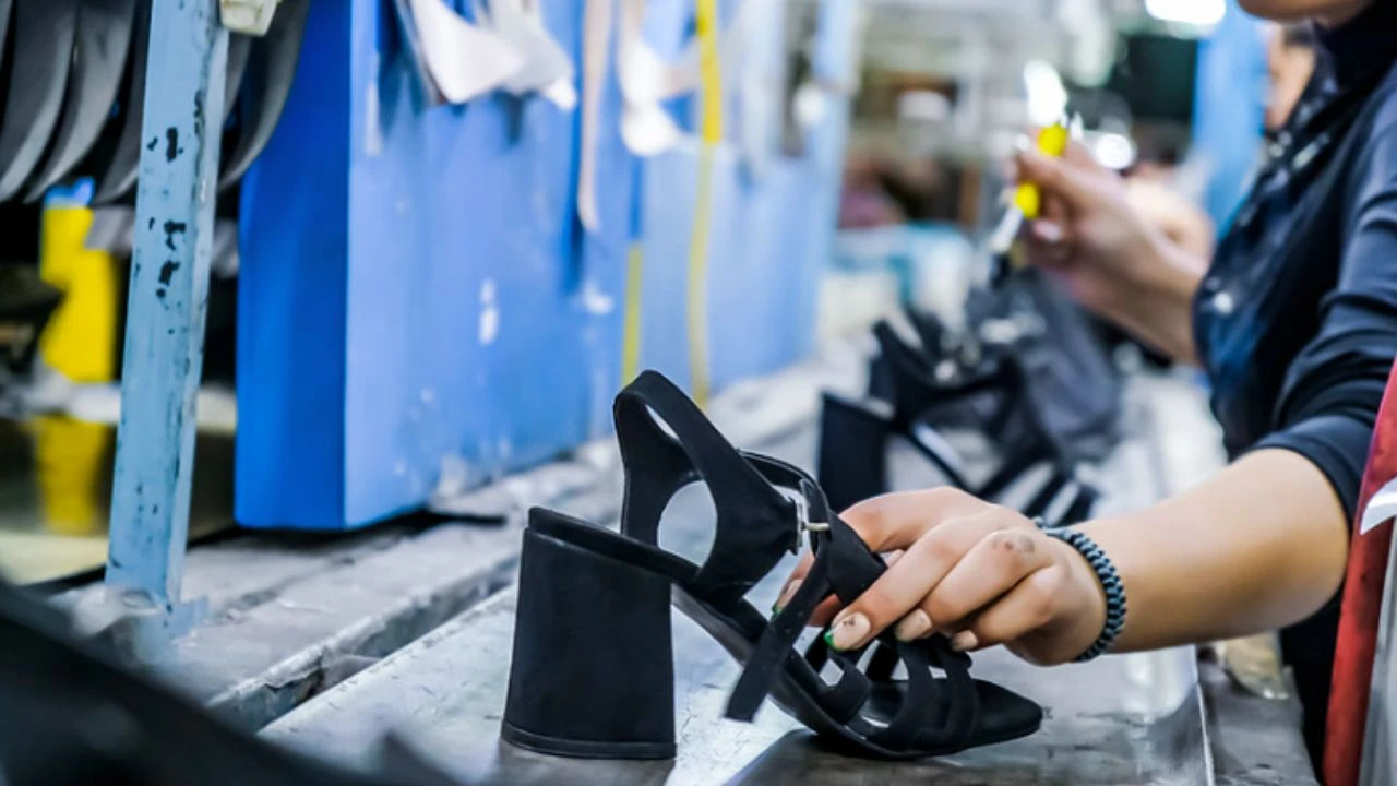Registra alza producción manufacturera en febrero